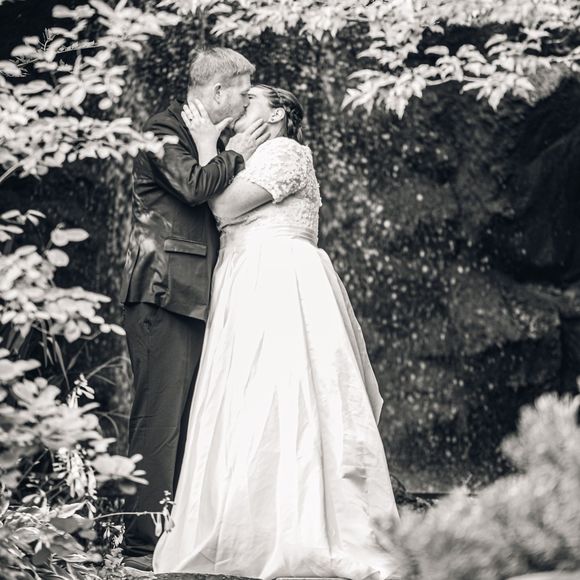 Meet your Posher, Angela - Picture 1 of 1